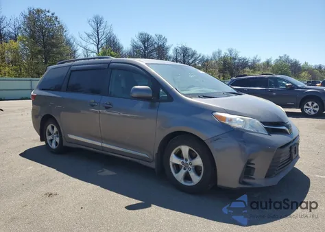 2019 Toyota Sienna Le из США, поврежденный, VIN 5TDKZ3DC7KS968584